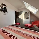 Appt 4p - Manoirs 1 A La Chez Claudette & Marc 公寓