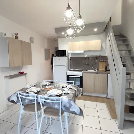 Apartment Appt 4p - Manoirs 1 A La Chez Claudette & Marc *