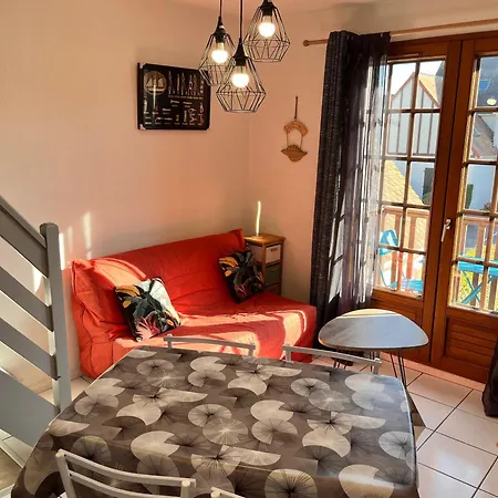 Appt 4p - Manoirs 1 A La Chez Claudette & Marc Apartment